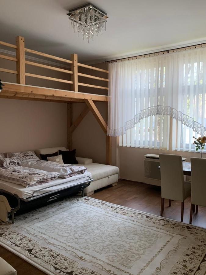 Arpadhaz Appartement Kecskemét Buitenkant foto